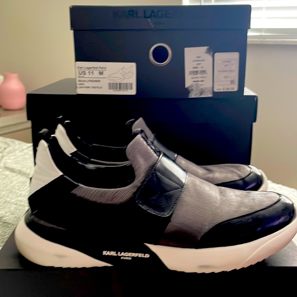 Karl Lagerfeld Paris Grey Black and White leather sneaker 11/44